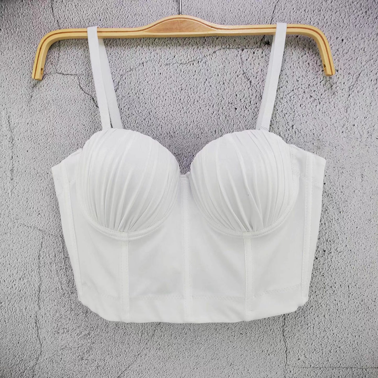 Wear sexy push-up fishbone bra short top