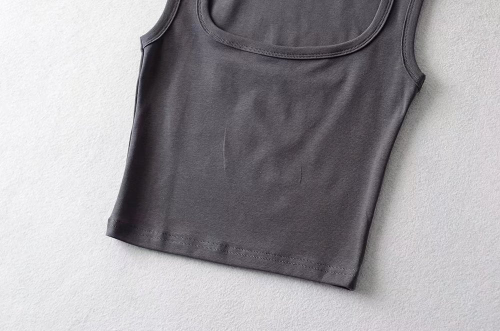 Black and white short square neck slimming wide shoulder strap top