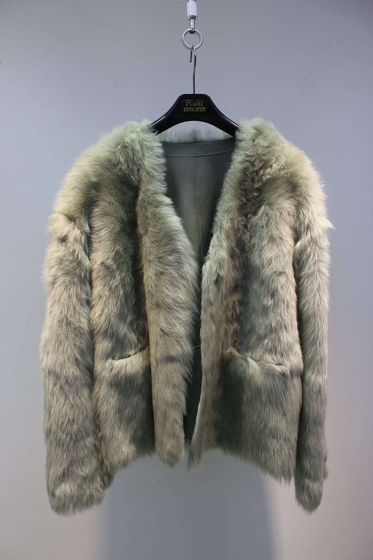 Spanish Tuscan sheepskin one-piece V-neck lady style fur