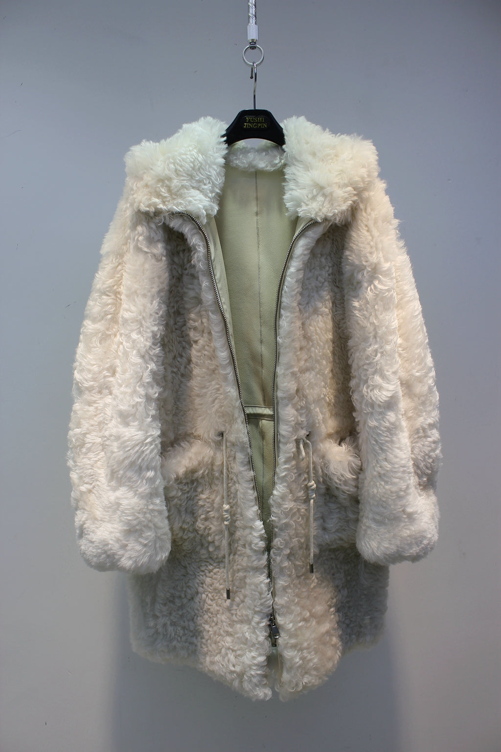 Icelandic imported sheepskin all-in-one Nordic style hooded mid-length fur coat