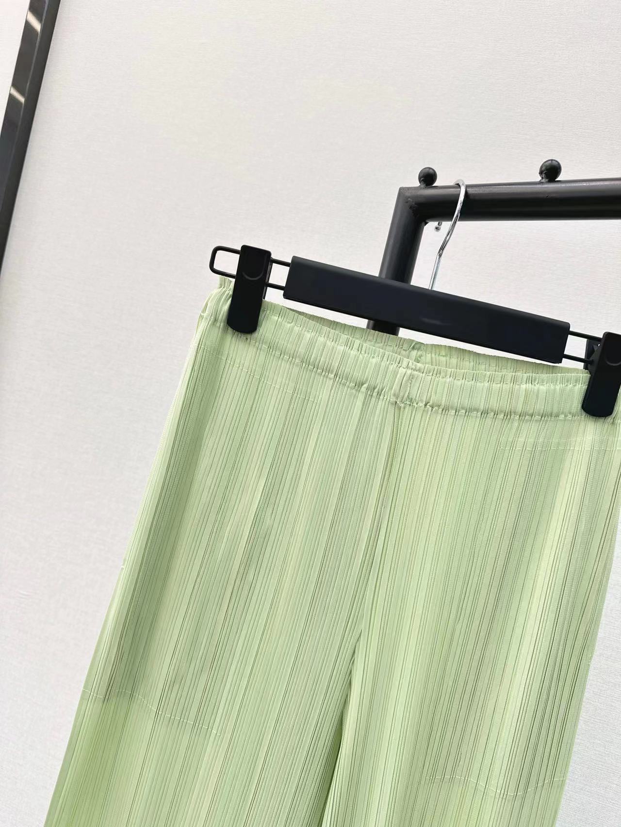 French Irregular Pleated Sleeveless Vest Top Elastic Waist Straight Pants Suit