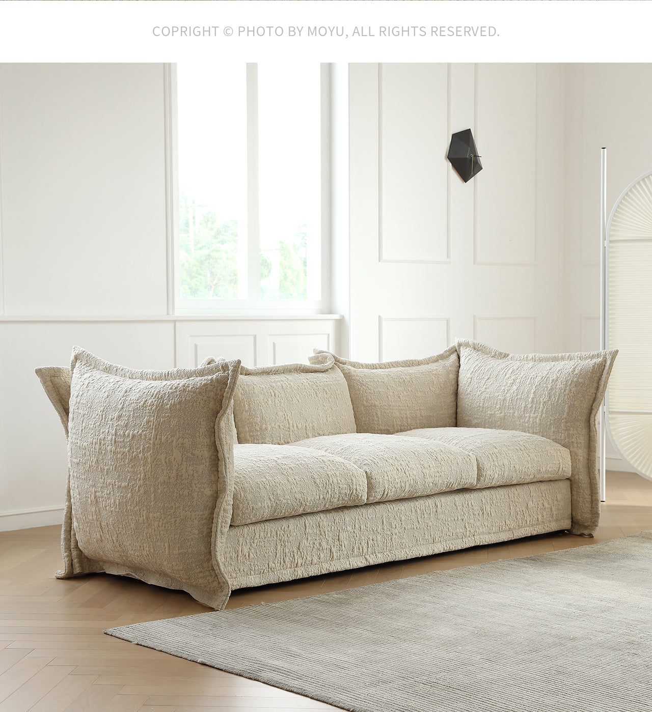 Light French retro petal sofa modern minimalist villa small apartment straight row special-shaped three-seater
