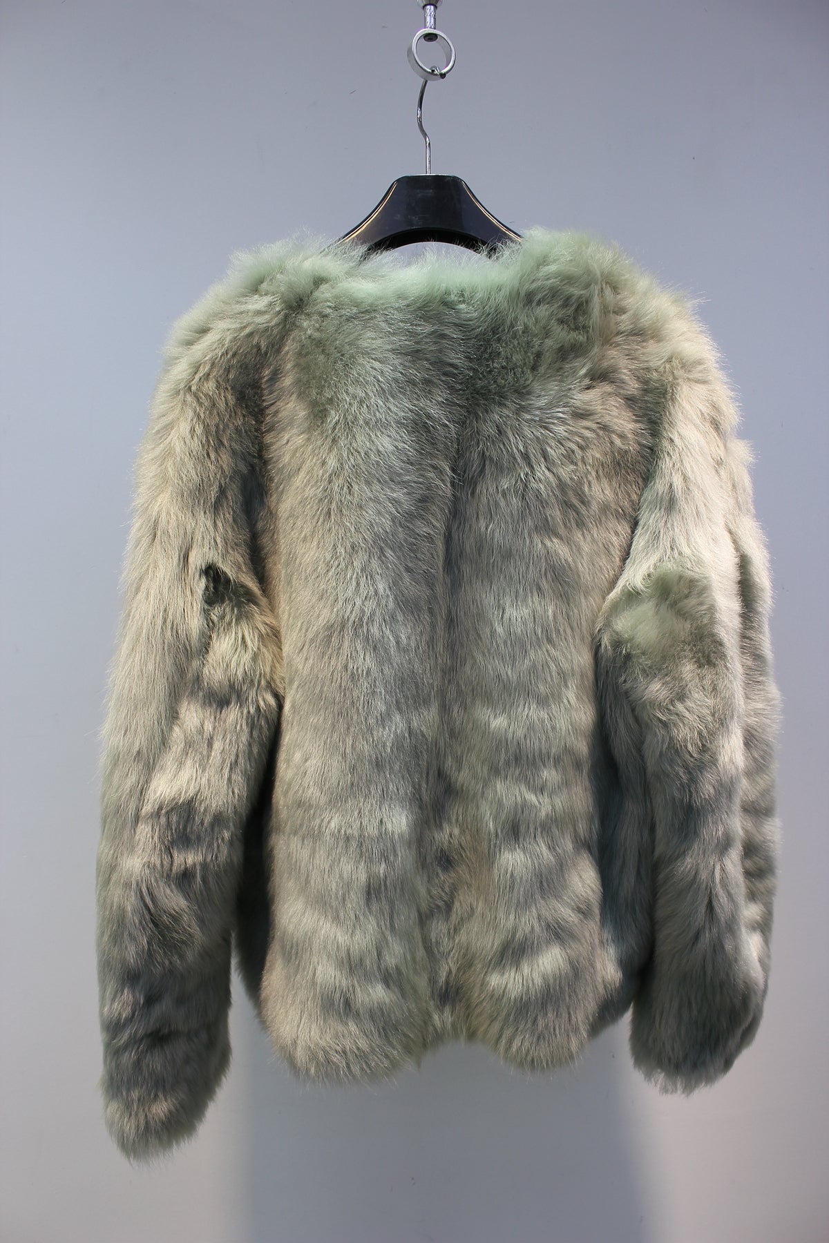 Spanish Tuscan sheepskin one-piece V-neck lady style fur