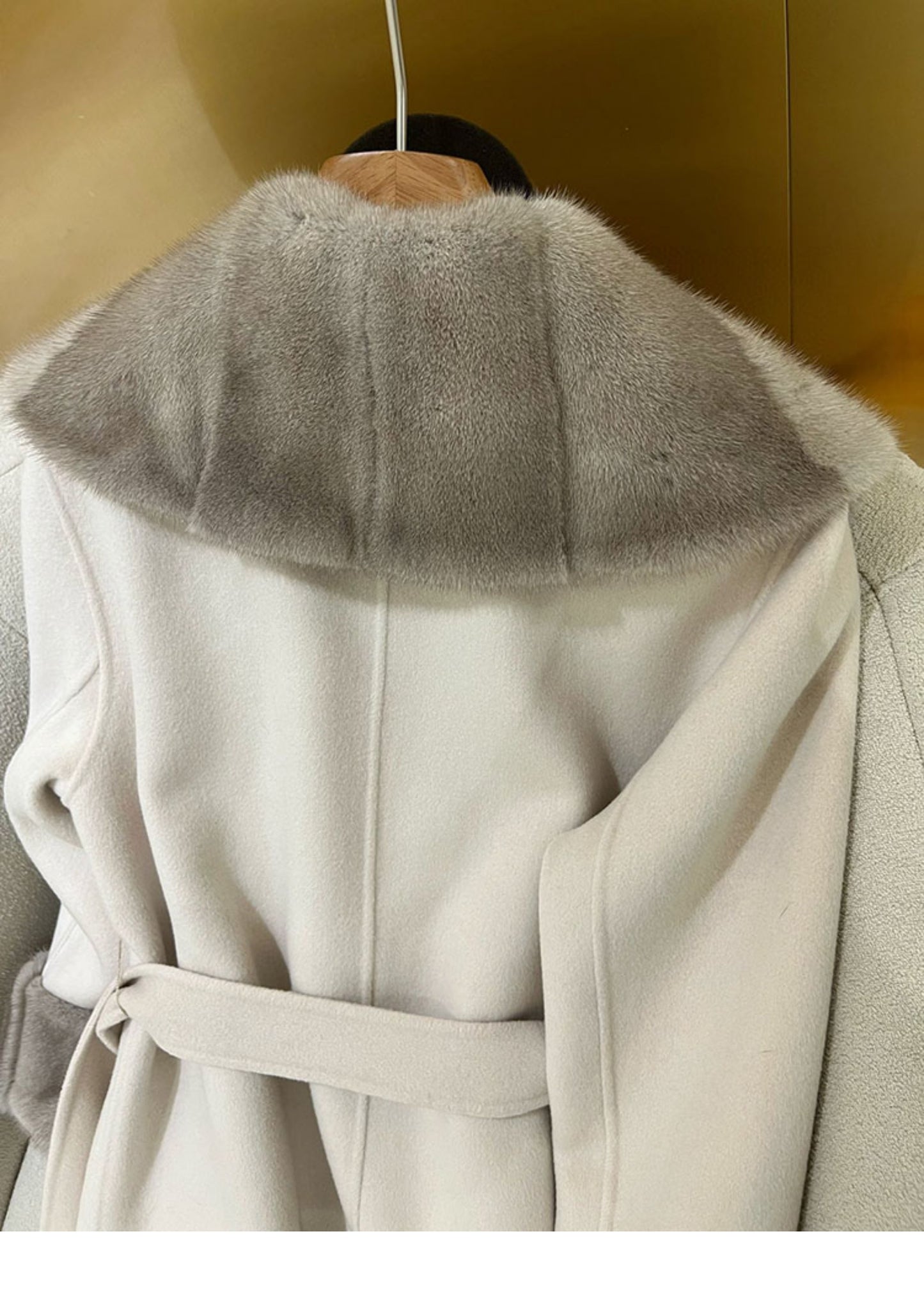 Double-faced cashmere coat mid-length mink collar