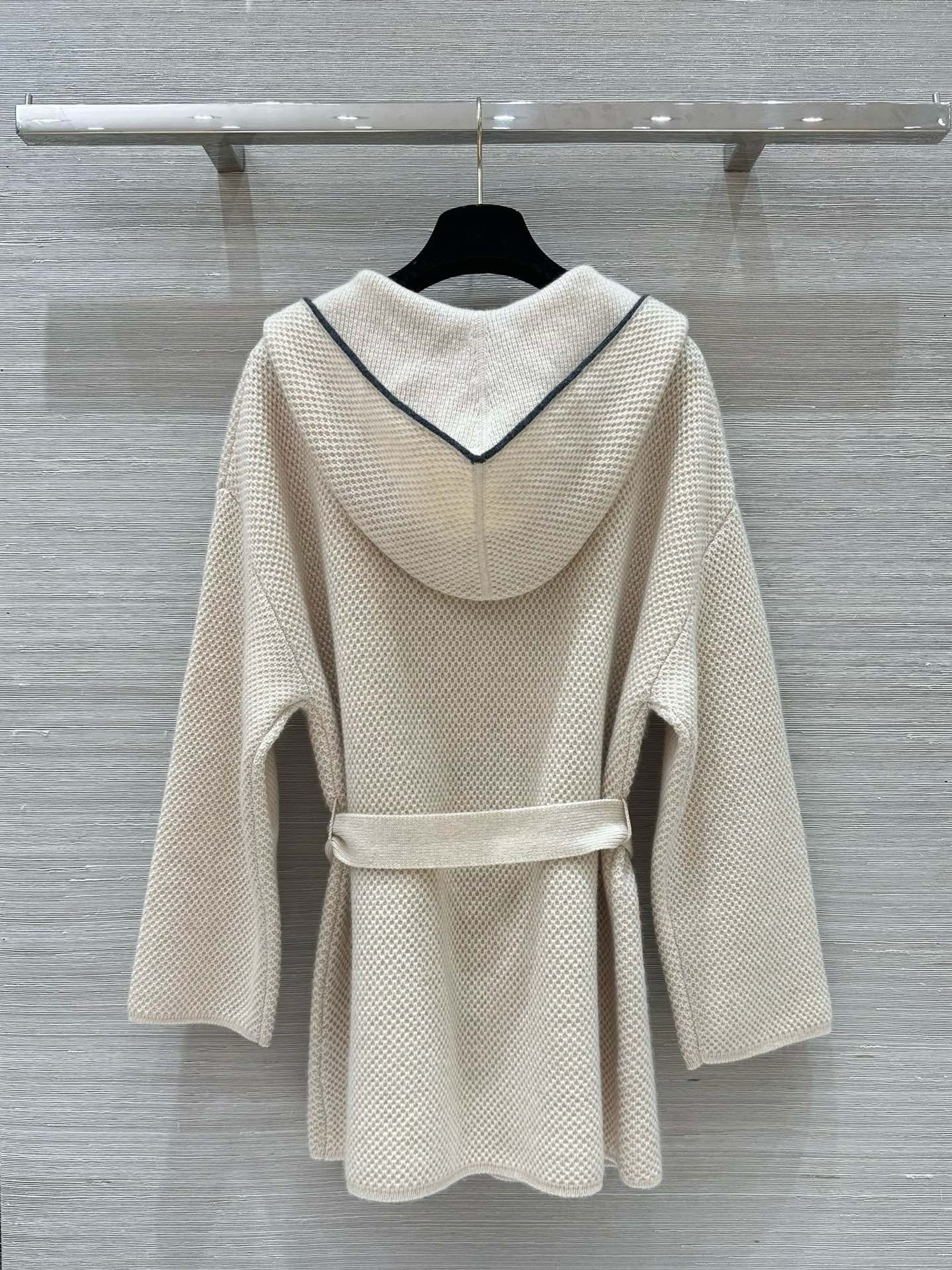 Hooded cashmere cardigan