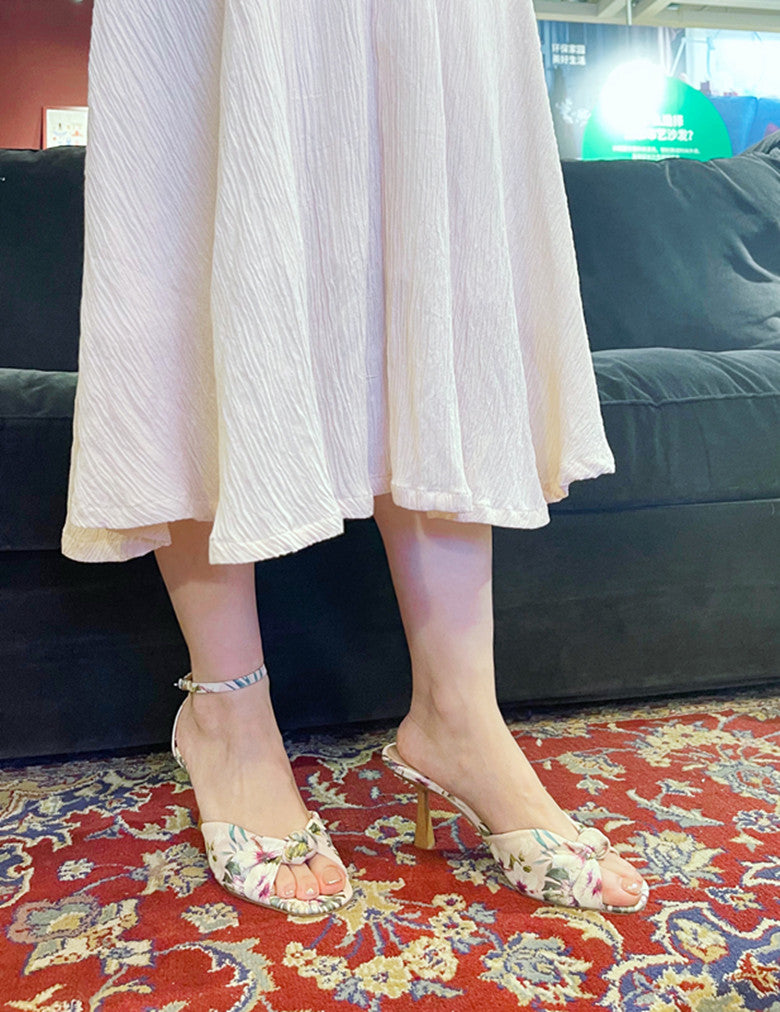 Retro style French square toe flower strap two-wear slippers and sandals