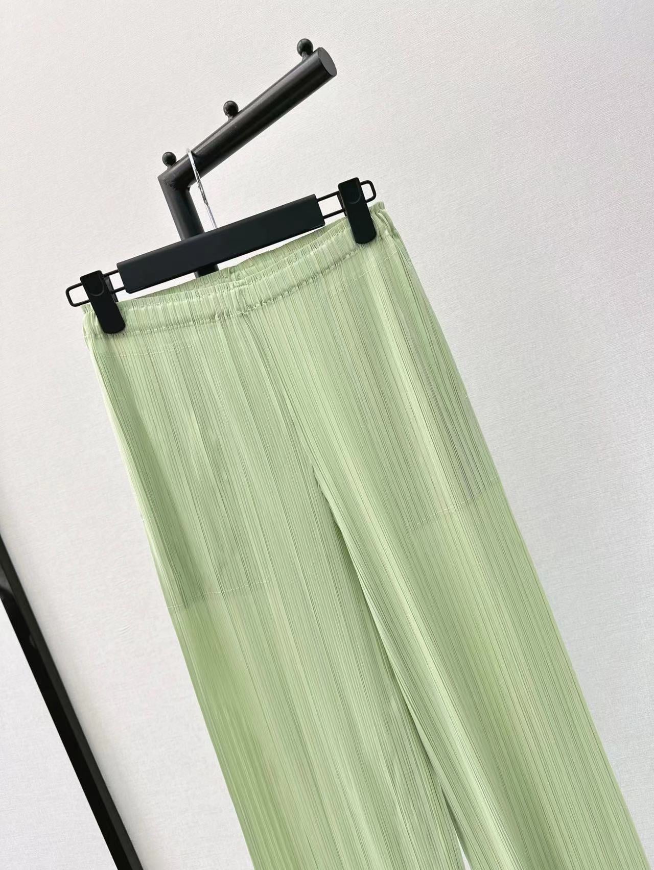 French Irregular Pleated Sleeveless Vest Top Elastic Waist Straight Pants Suit