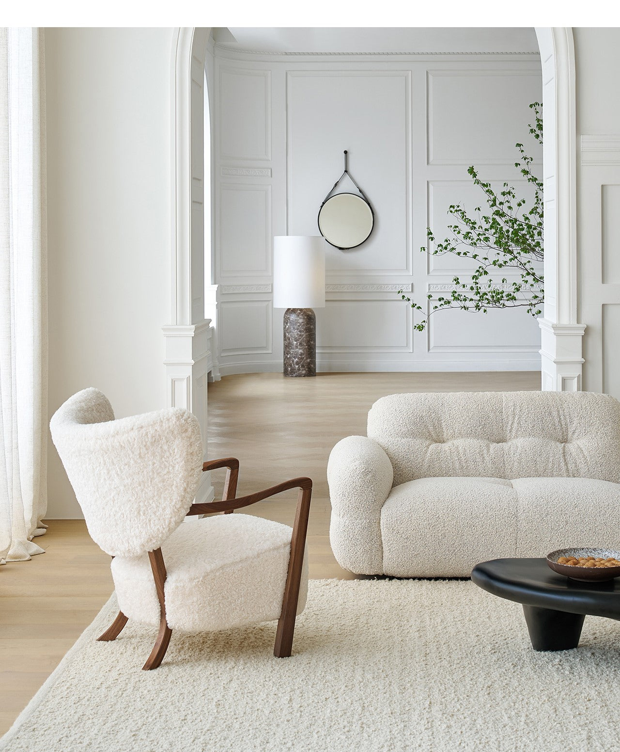 Woolf leisure chair milk tea brown French retro style solid wood mid-century style lamb velvet single sofa chair