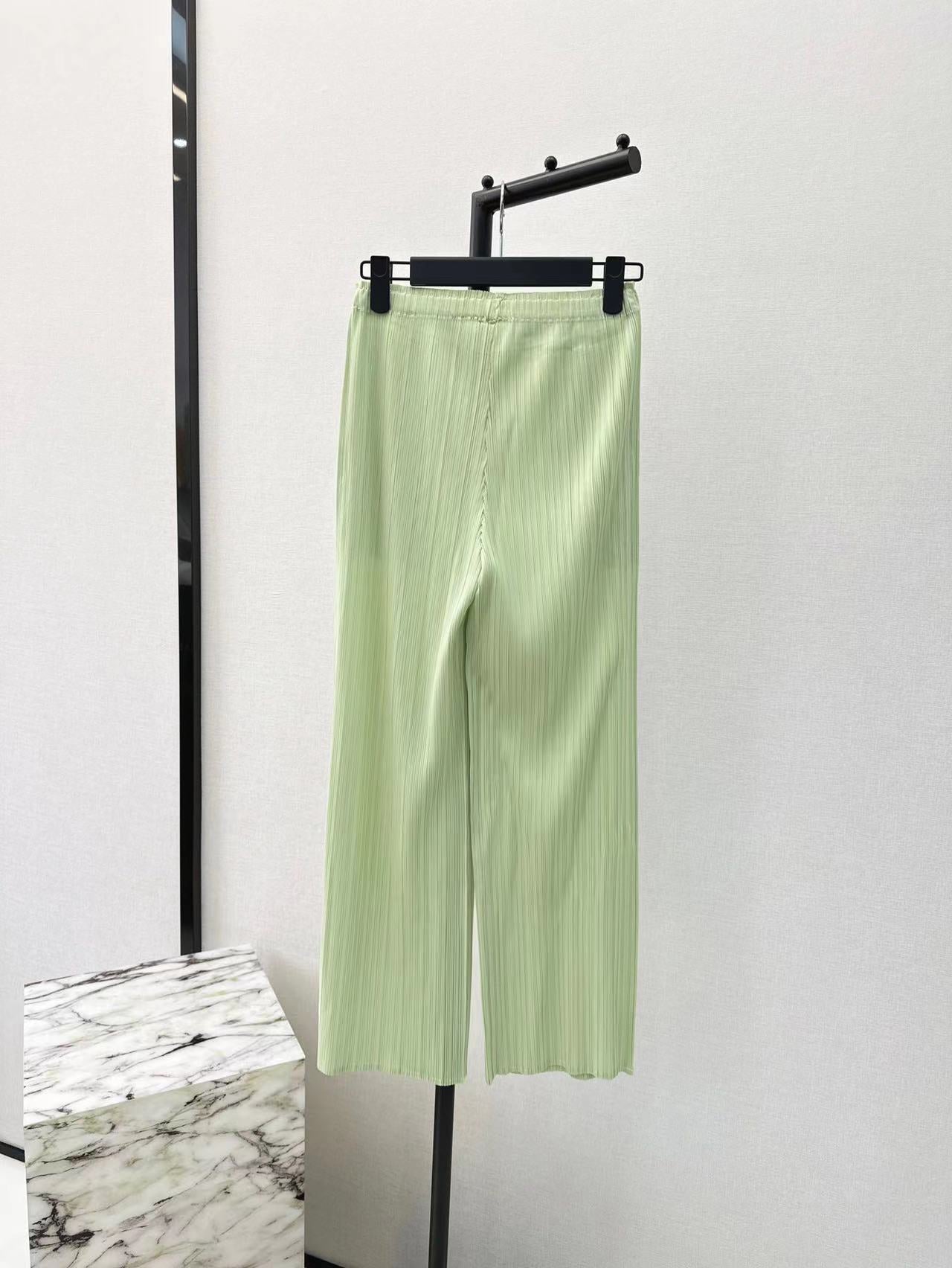 French Irregular Pleated Sleeveless Vest Top Elastic Waist Straight Pants Suit