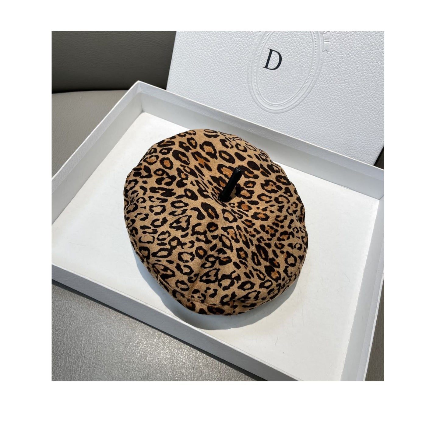 Korean style personalized leopard print fashionable beret
