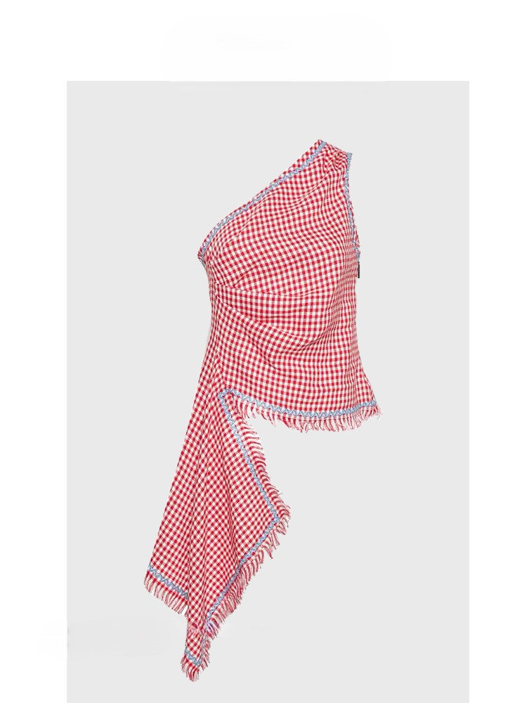 Plaid one-shoulder camisole short style with sweet and spicy style