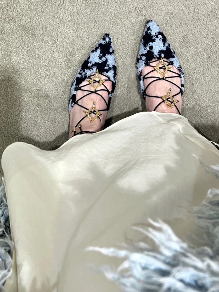 Pointed toe cross-strap silver pleated block heel vintage Mary Jane