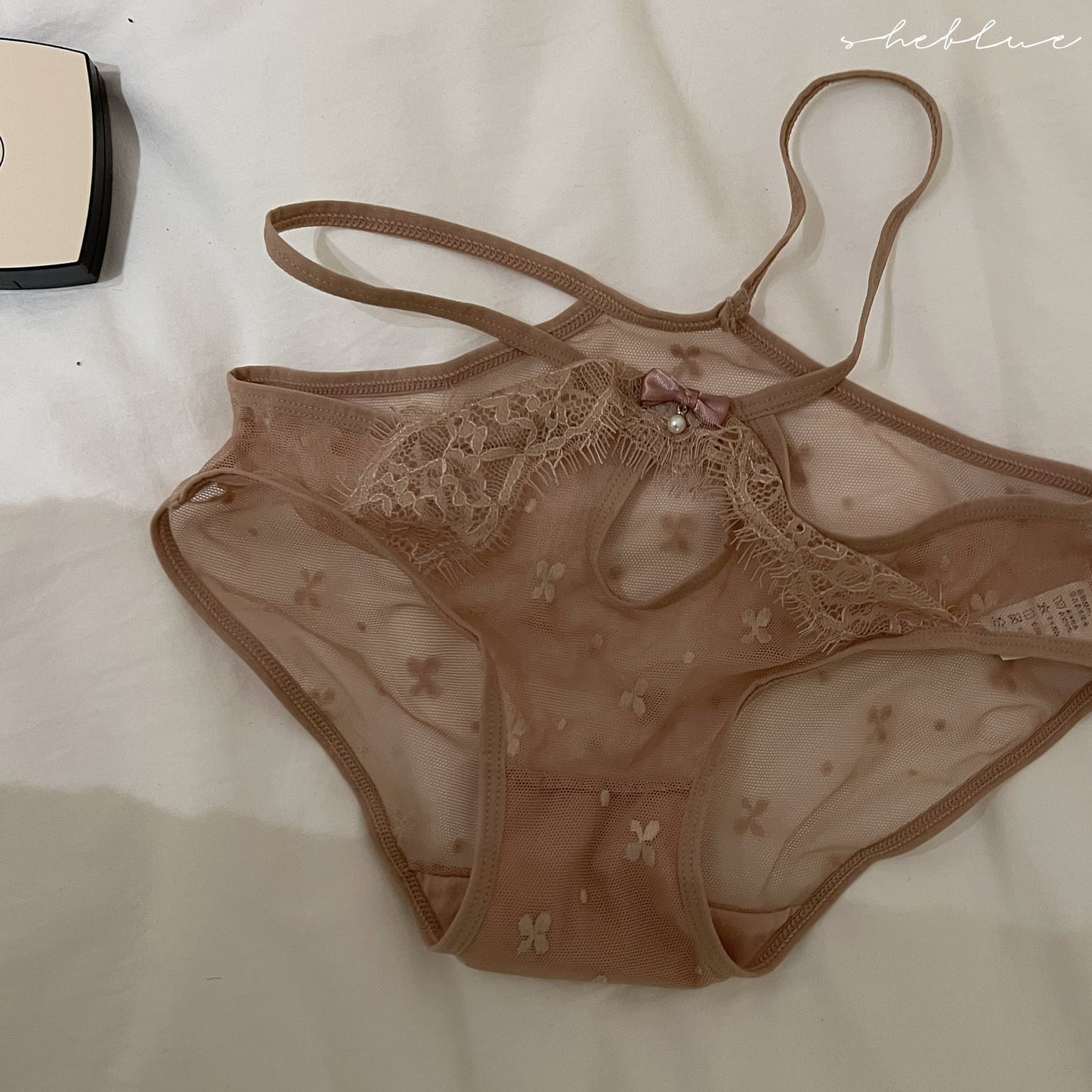 French palace style lace mesh sexy hollow girl underwear