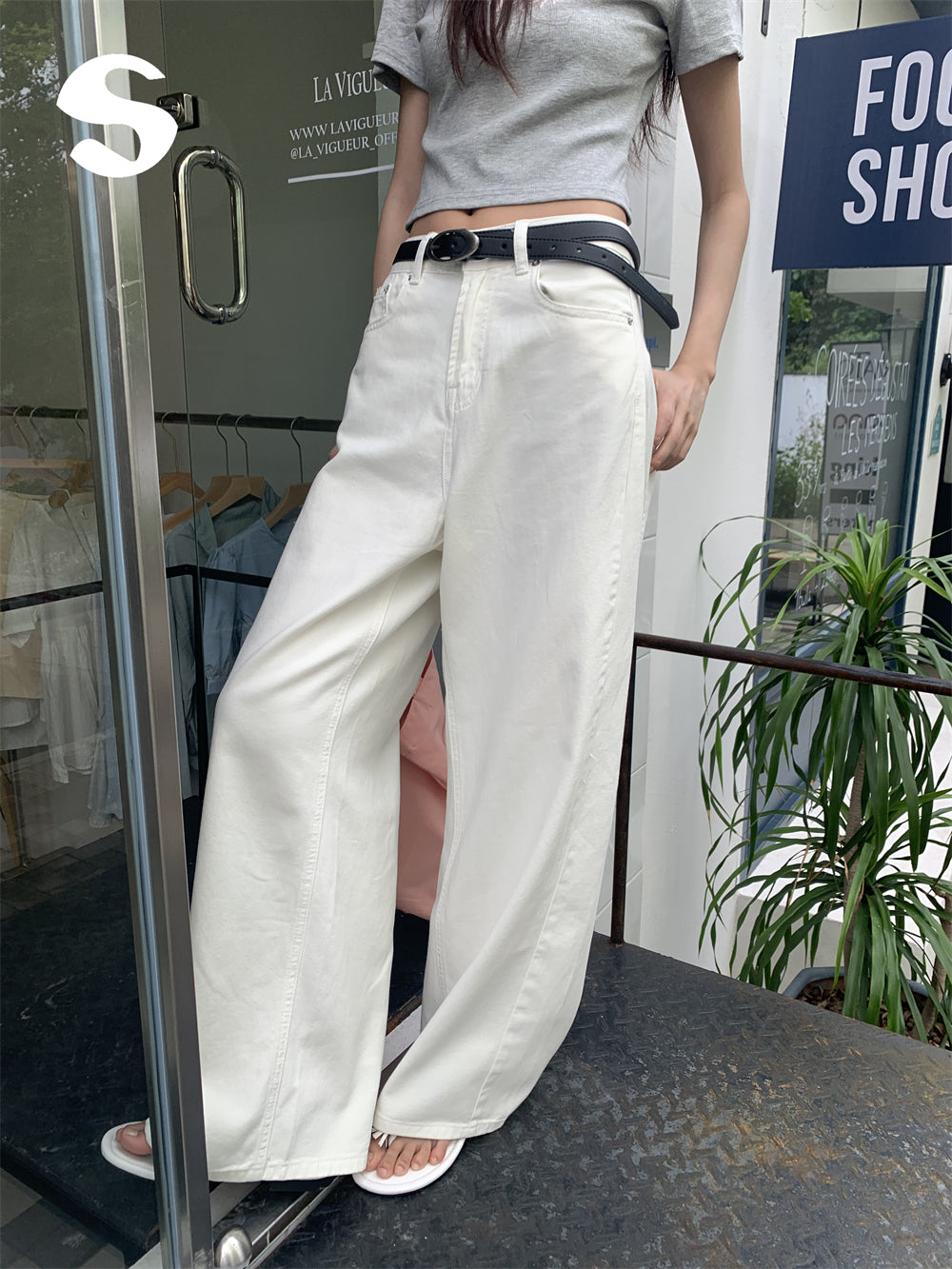 High-waisted hip-covering slimming casual white wide-leg jeans