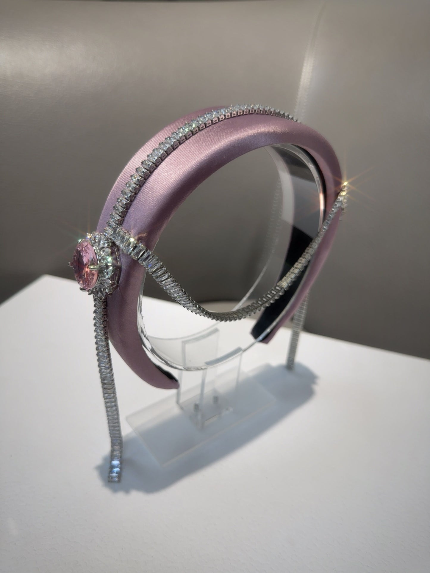 Personalized, fashionable and versatile hair accessories