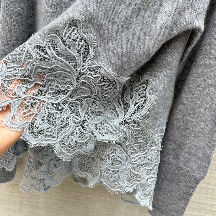 Crew neck lace appliqué cashmere sweater