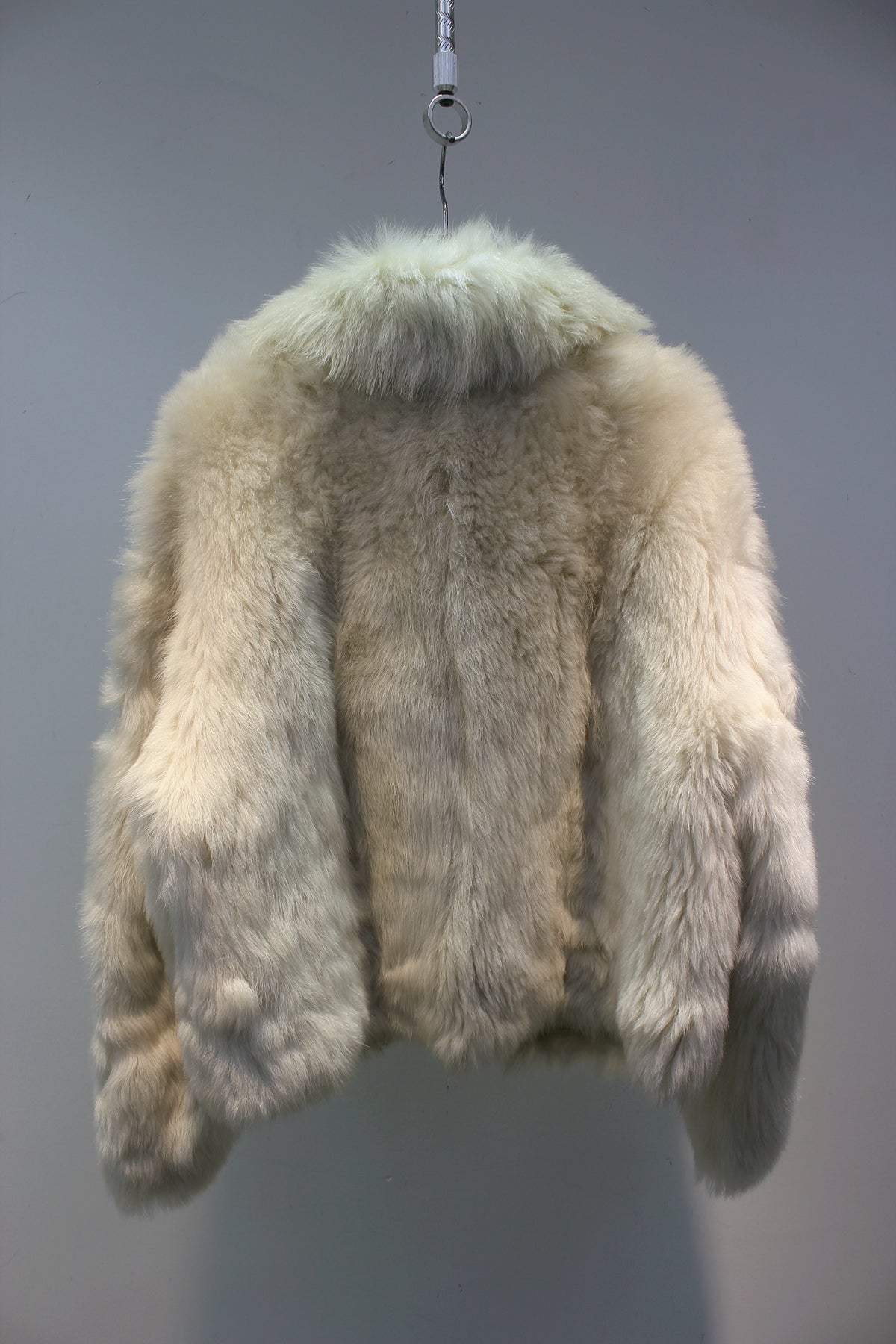 Spanish Tuscan sheepskin one-piece horn buckle short fur