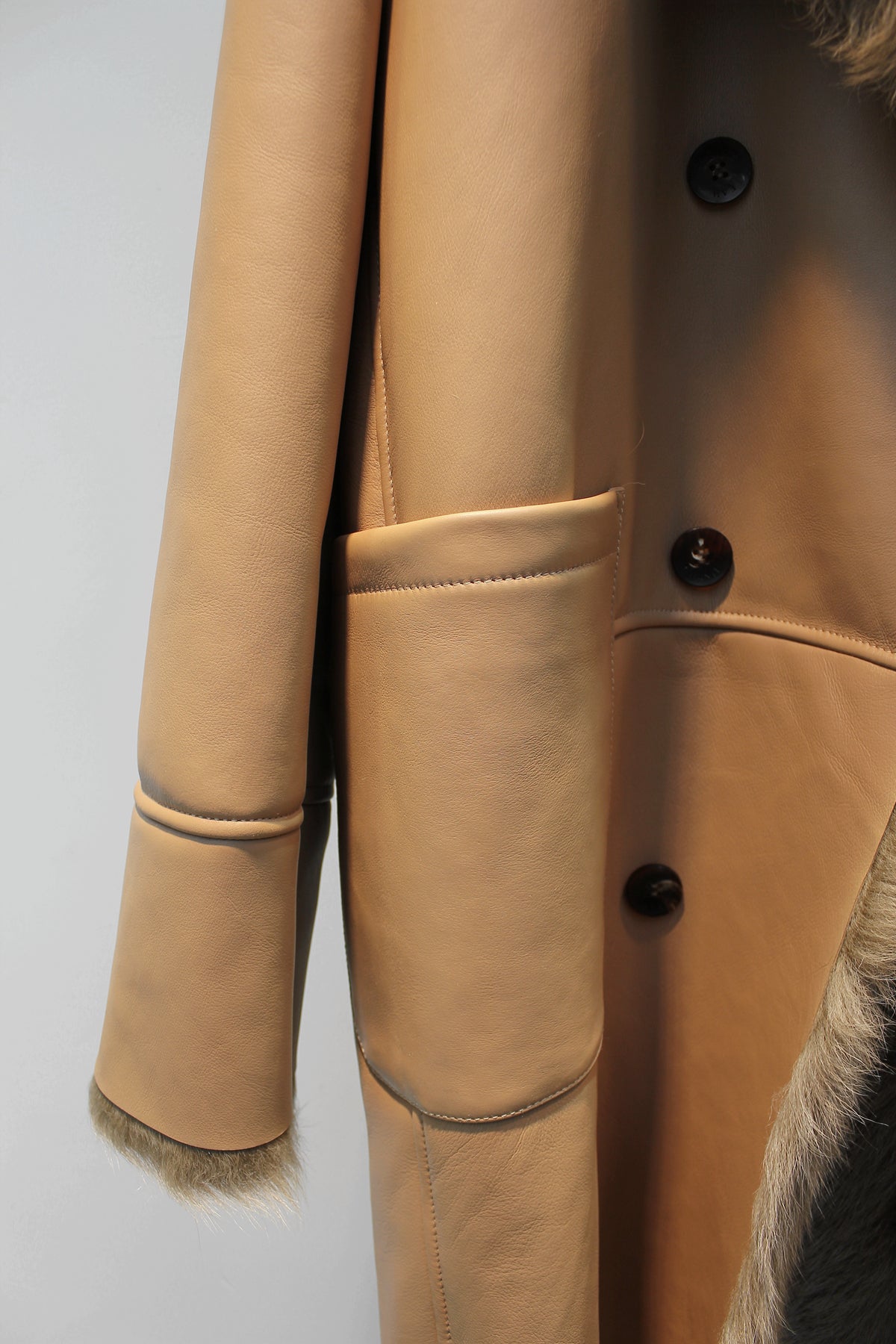 Imported Tuscan sheepskin one-piece casual double-breasted fur coat