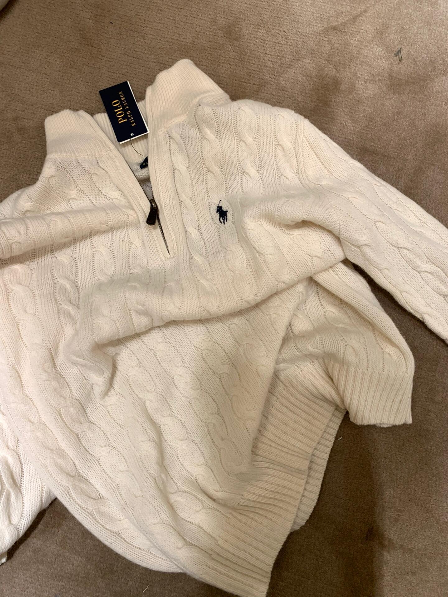 Embroidered knitted stand collar sweater