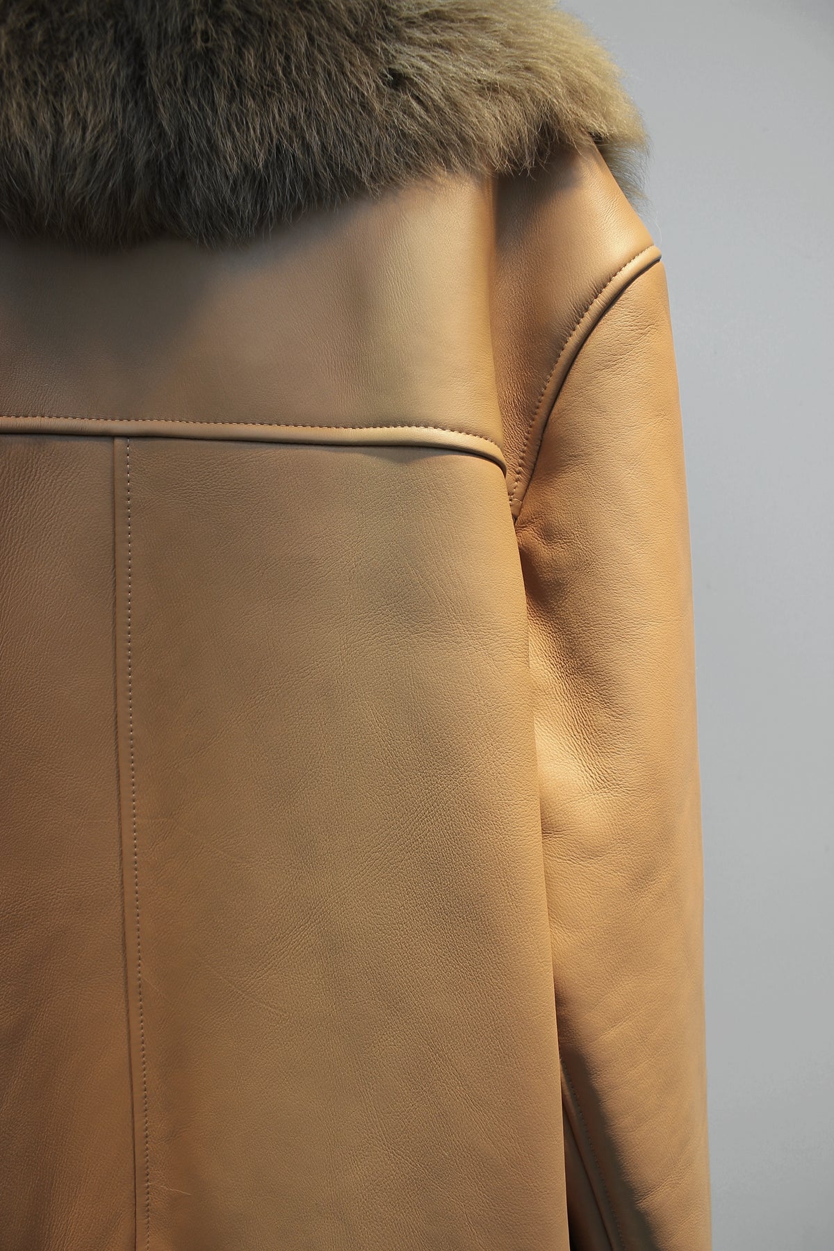 Imported Tuscan sheepskin one-piece casual double-breasted fur coat