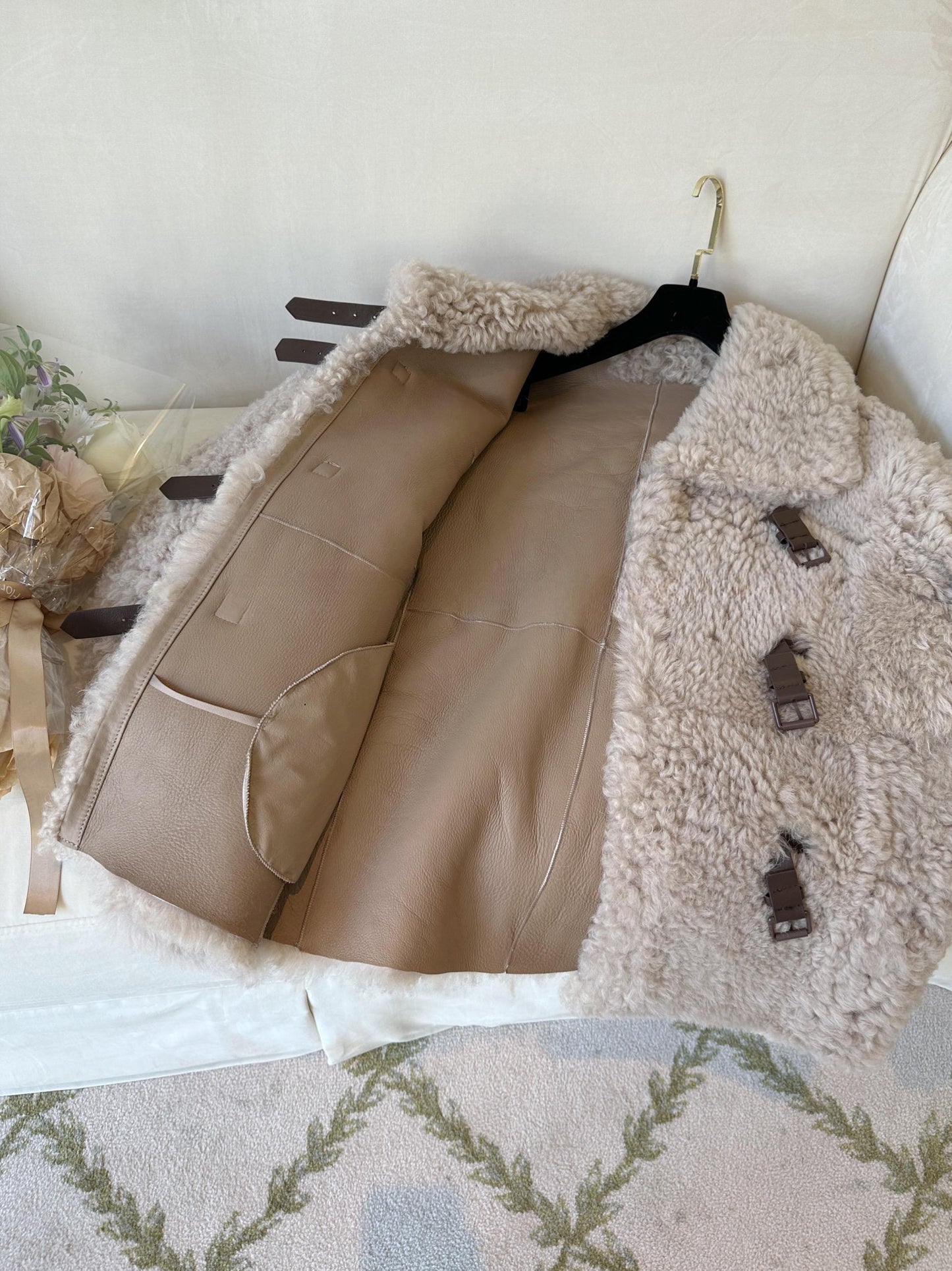 Türkiye imported bazaar sheepskin one-piece milk brown coat