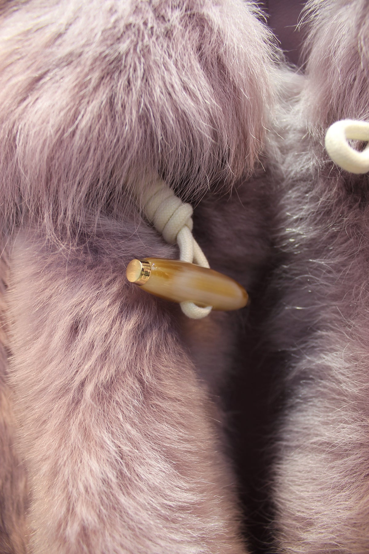 Spanish Tuscan sheepskin one-piece horn buckle short fur