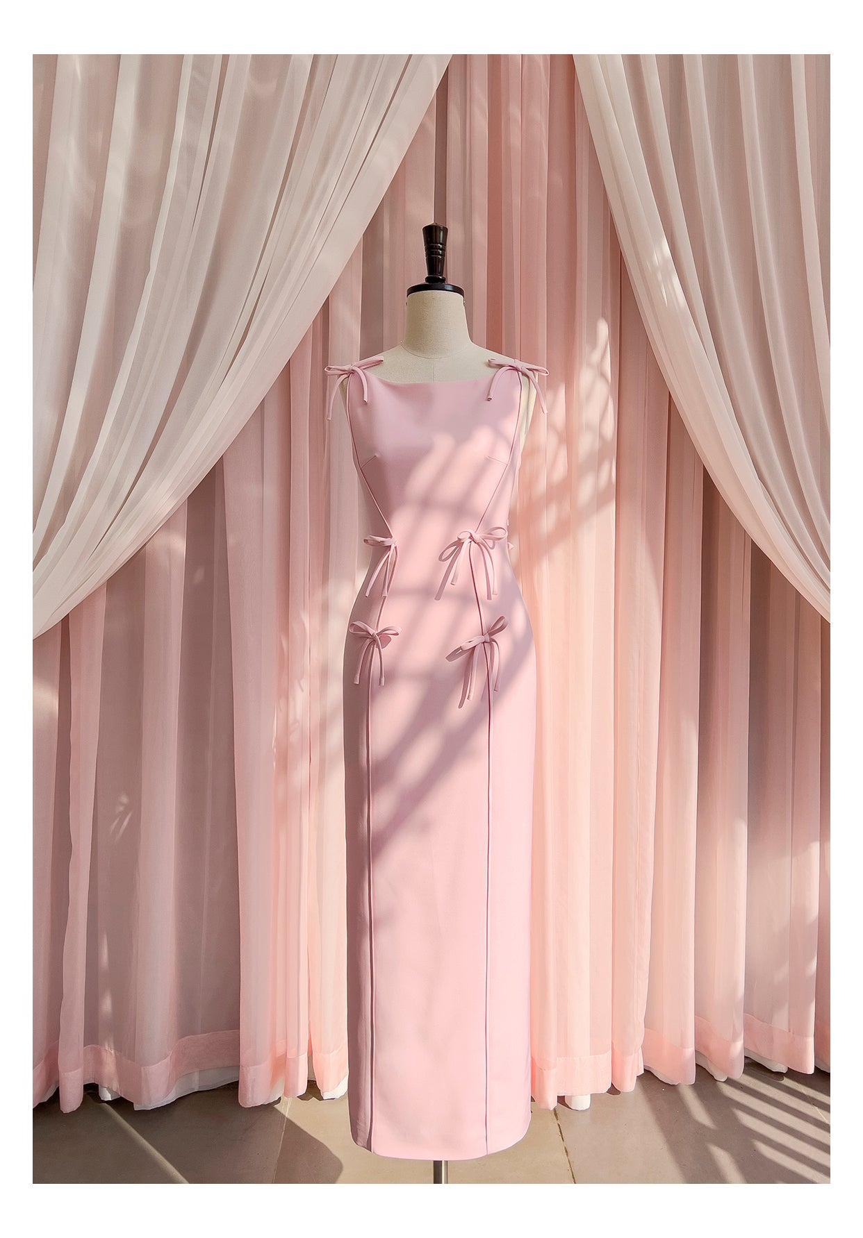 Pink bow waist slimming long dress, high-end suspender dress