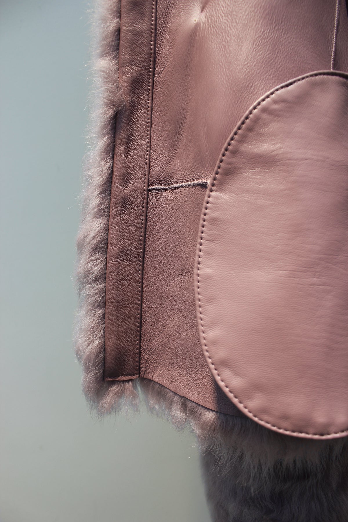 Spanish Tuscan sheepskin one-piece horn buckle short fur