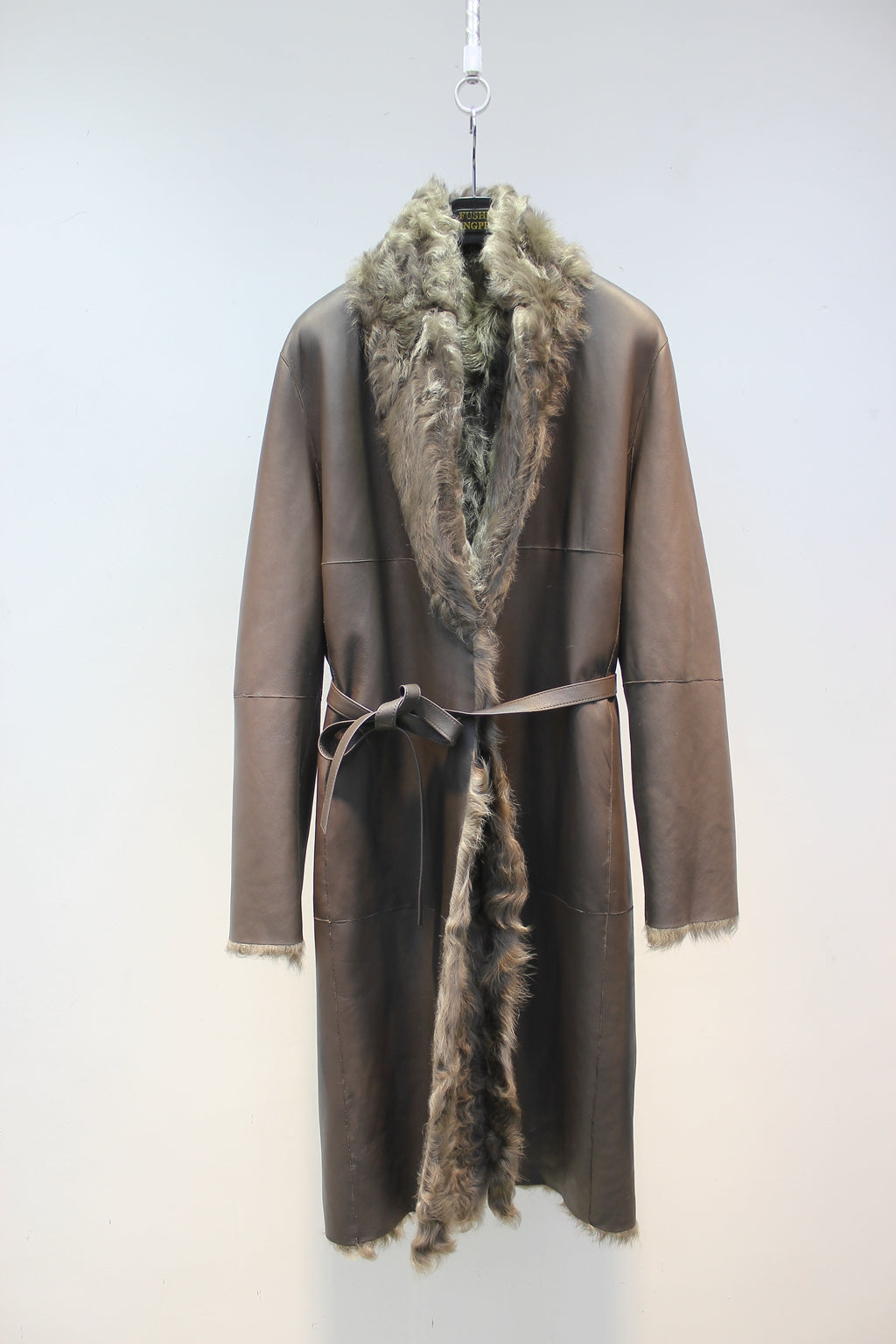 Soft small lake sheep fur one-piece stand-collar reversible mid-length fur coat
