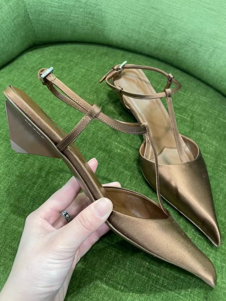 Triangle heel cap toe sandals