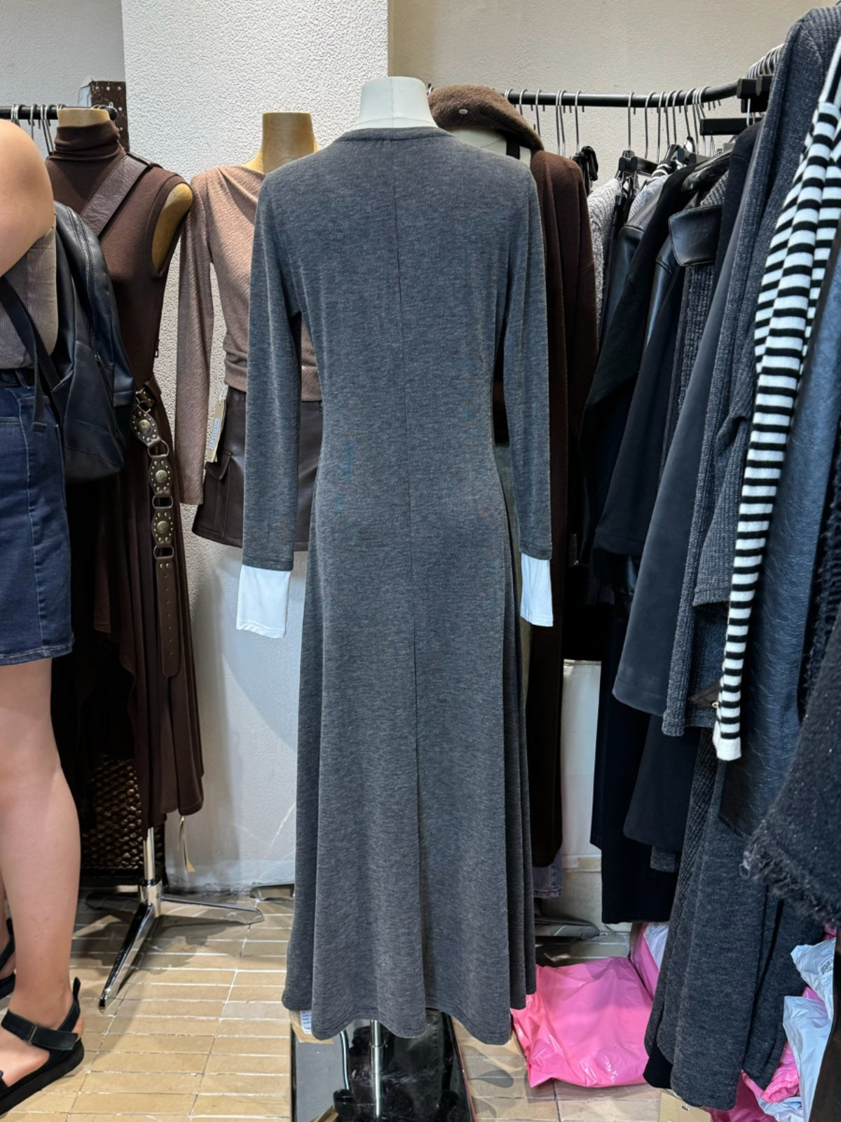 Round neck long sleeve knitted dress