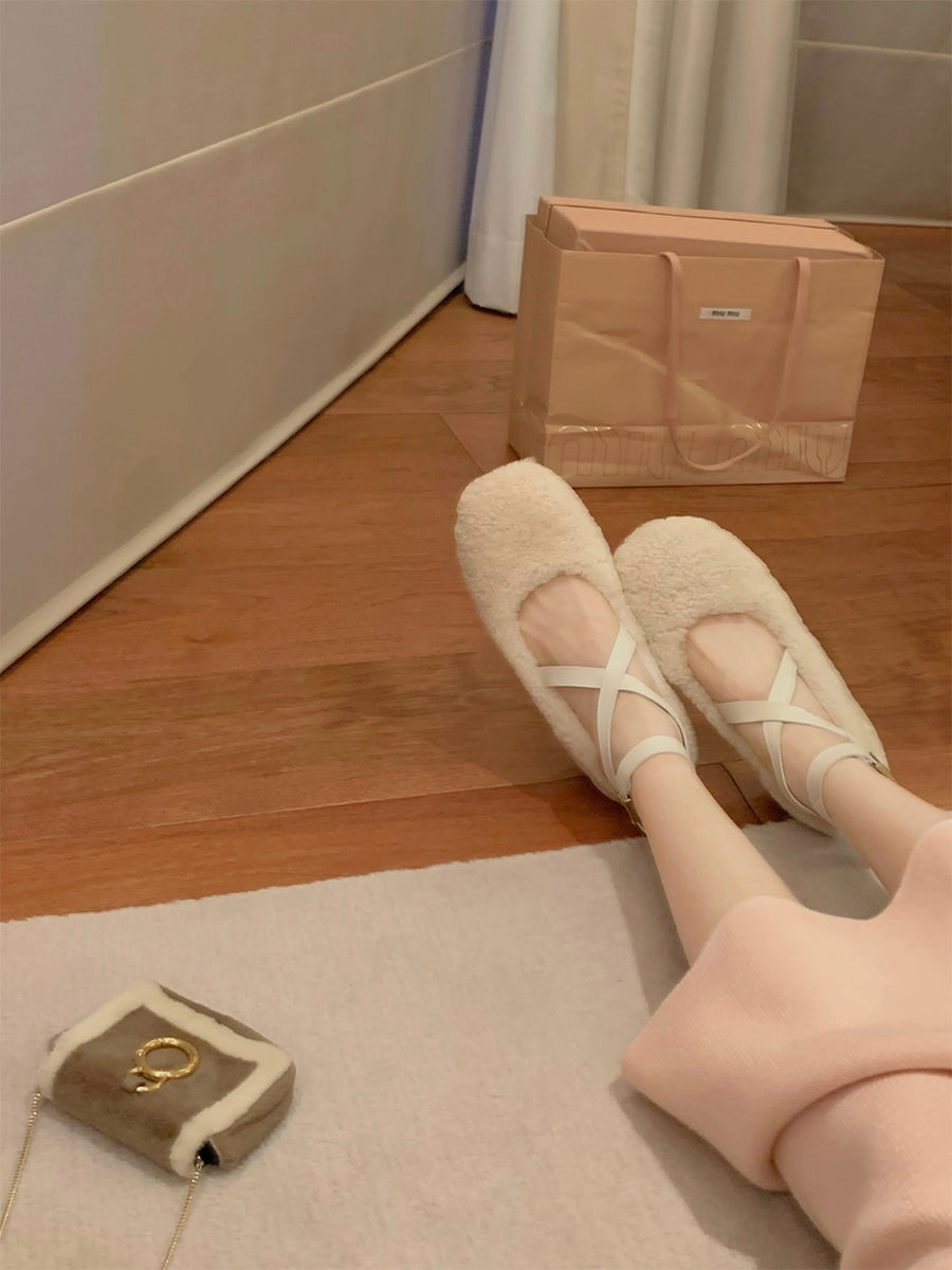 Cross-buckle lambswool plush ballet