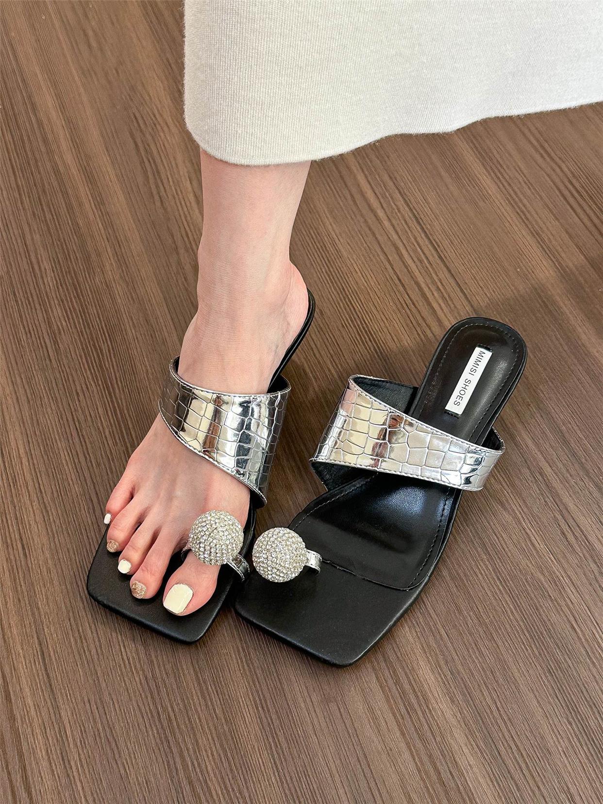 Square toe low heel sandals