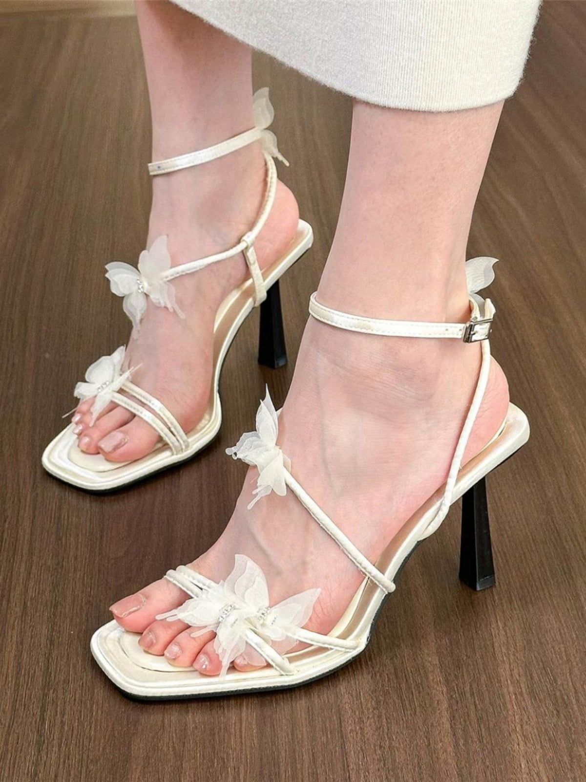 Butterfly high heel sandals one-line open toe stilettos