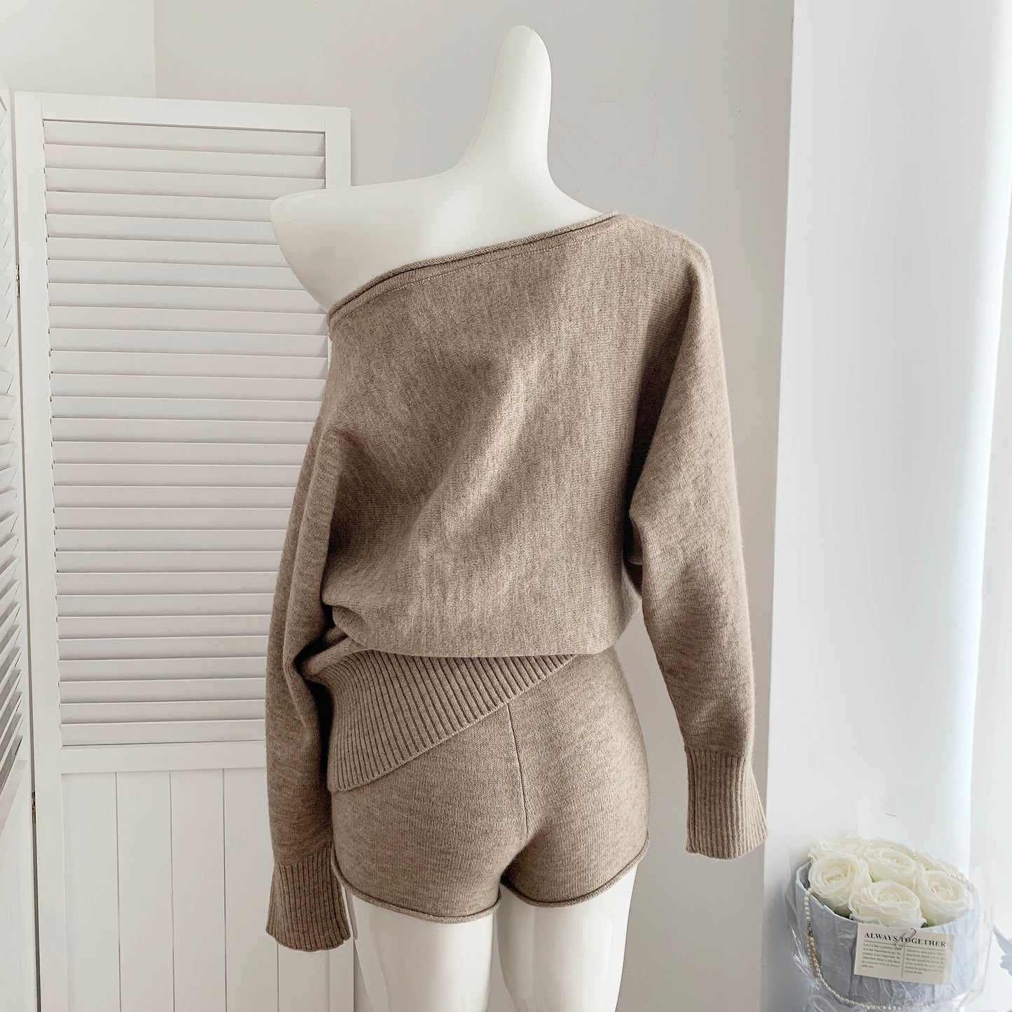 Wool off-shoulder sweater and shorts set