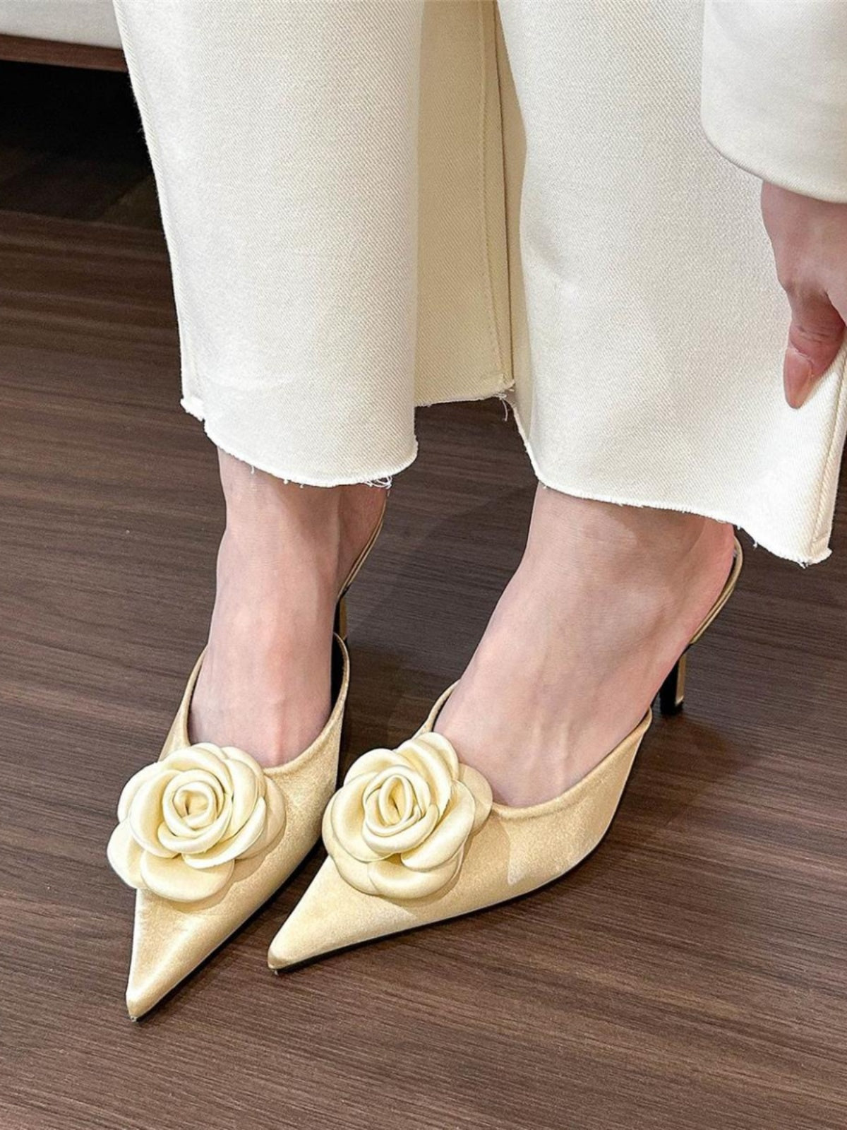 Monet rose pointed toe high heels