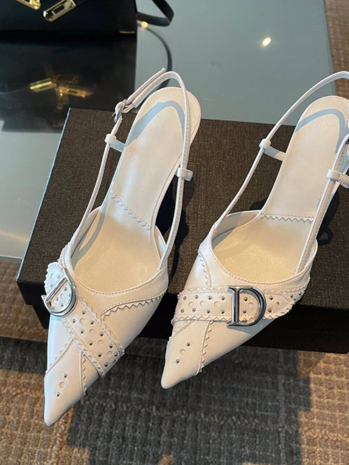 French pointed toe ladylike stiletto heeled toe sandals