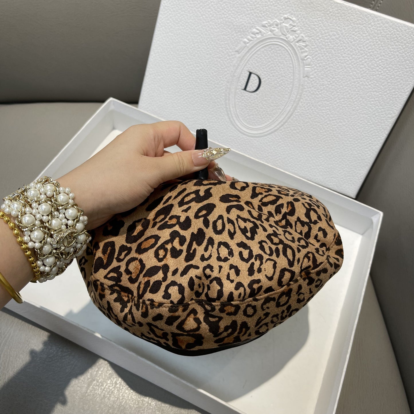 Korean style personalized leopard print fashionable beret
