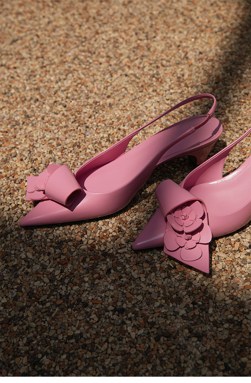 Pointed toe, shallow mouth and hollow back genuine leather thick heel sandals