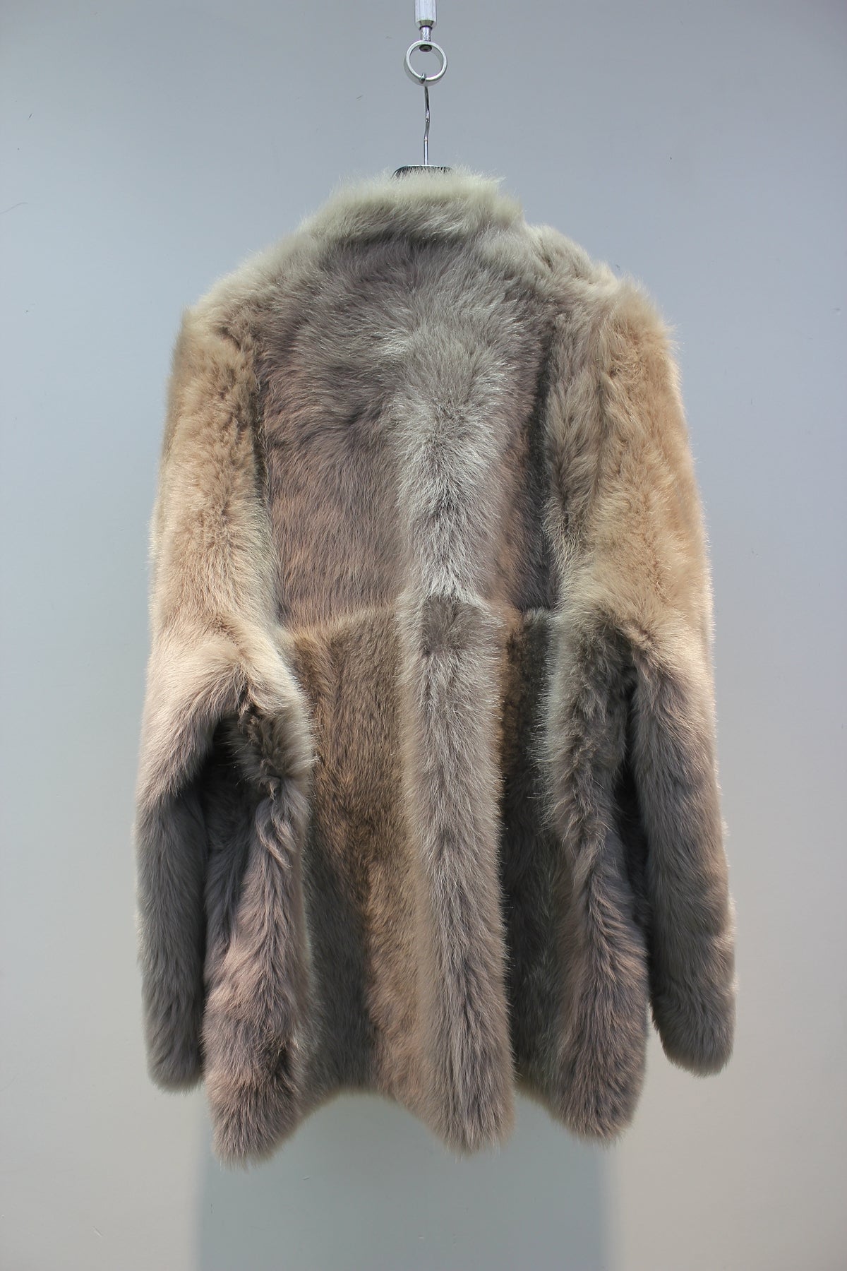 Palace-level Spanish Little Tuscan sheepskin all-in-one mid-length coat