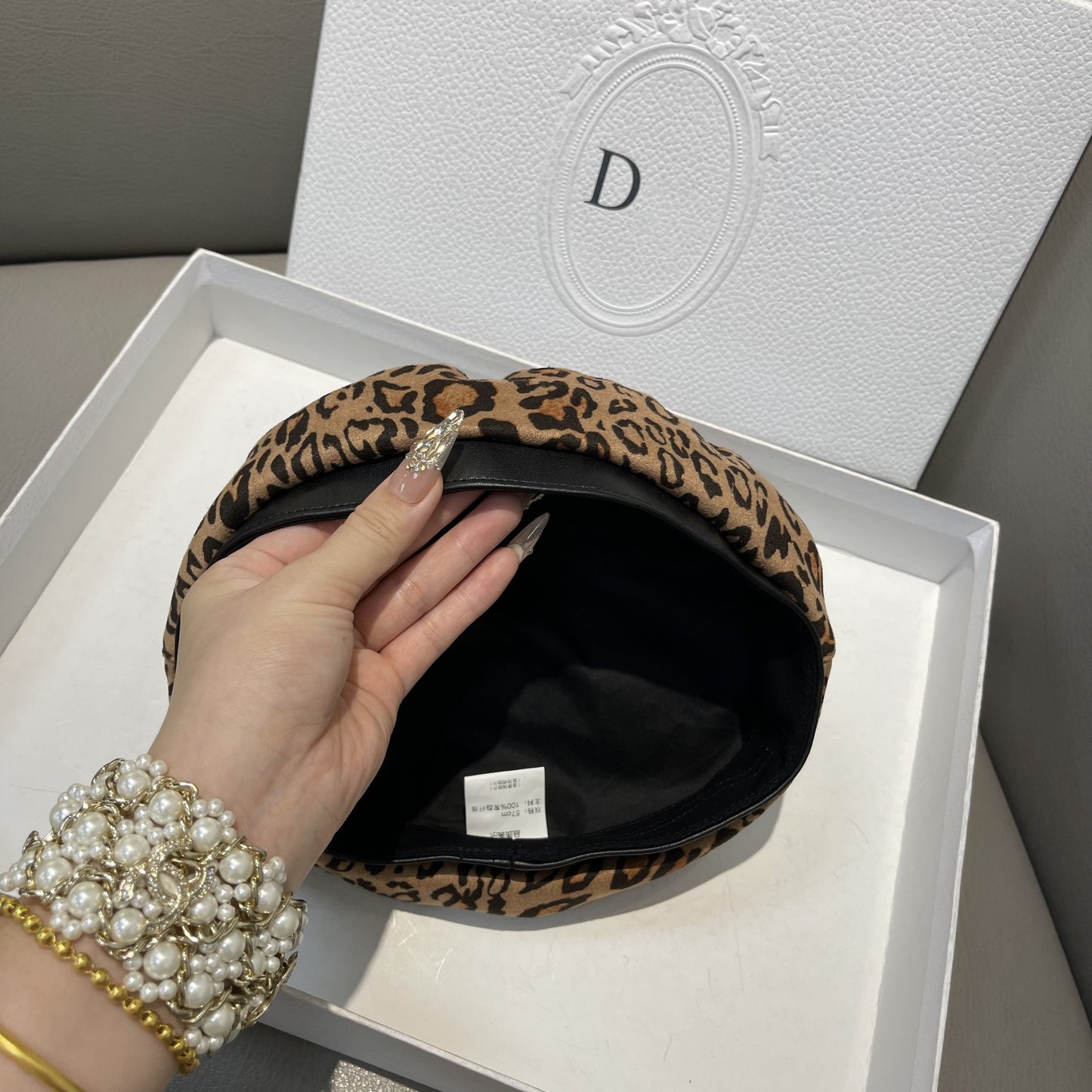 Korean style personalized leopard print fashionable beret