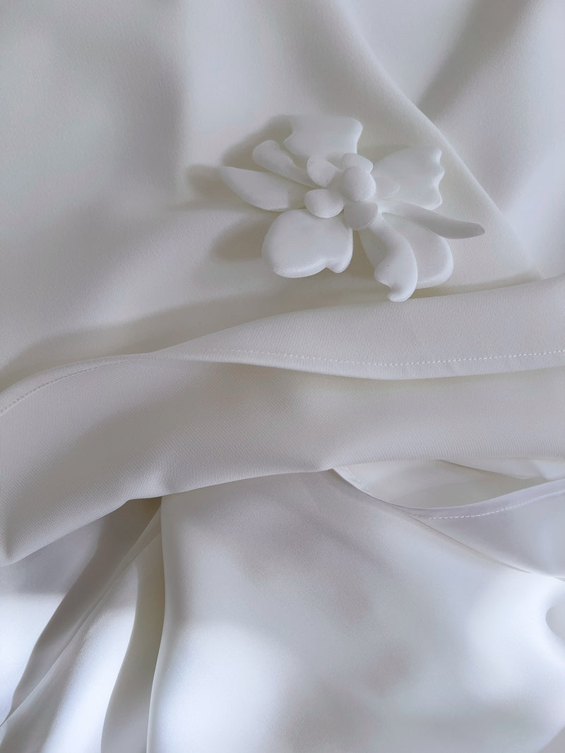 Flower strap luxury socialite daughter engagement dress white holiday dress
