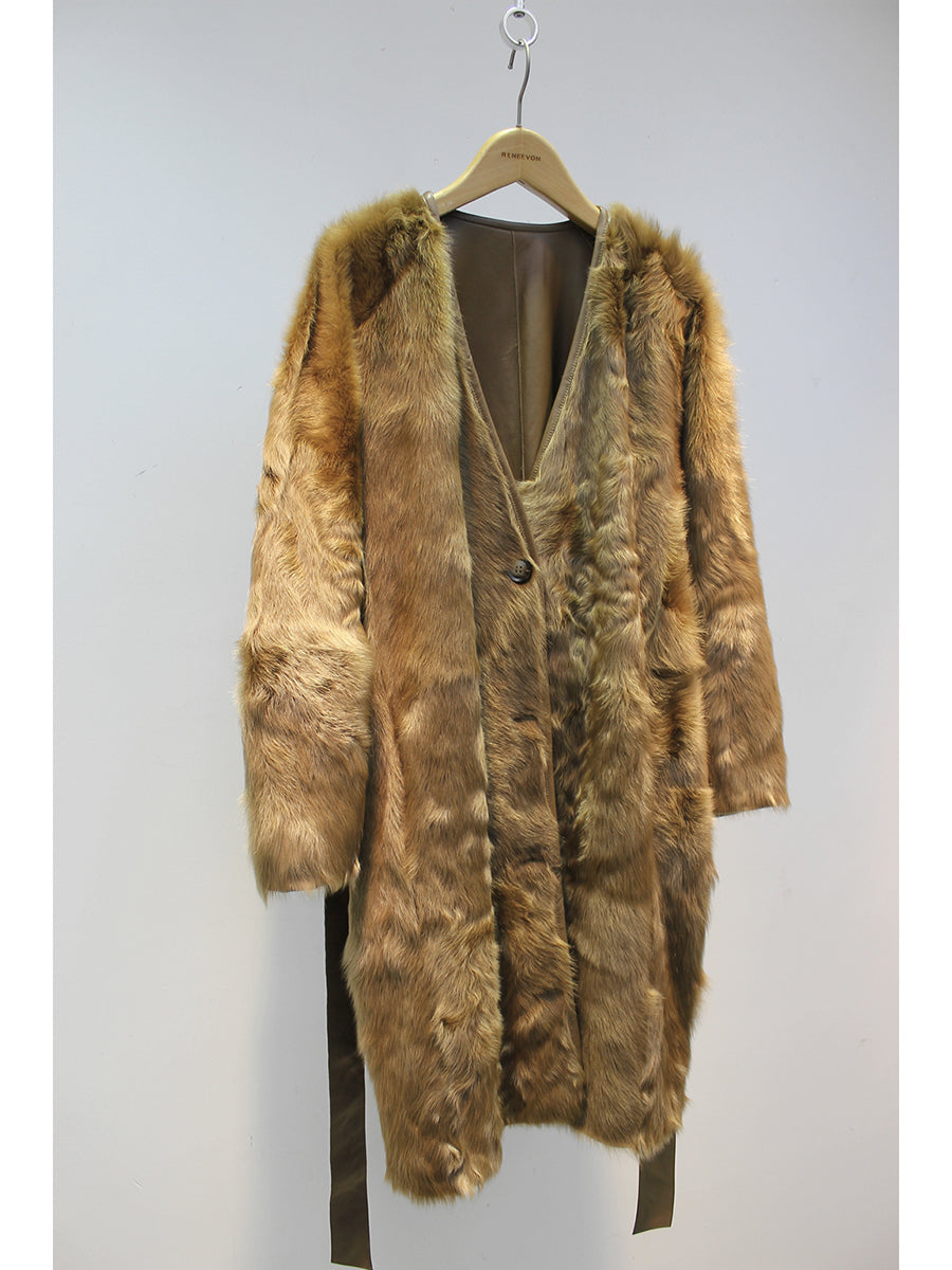 Soft small lake sheep fur one-piece V-neck reversible mid-length fur