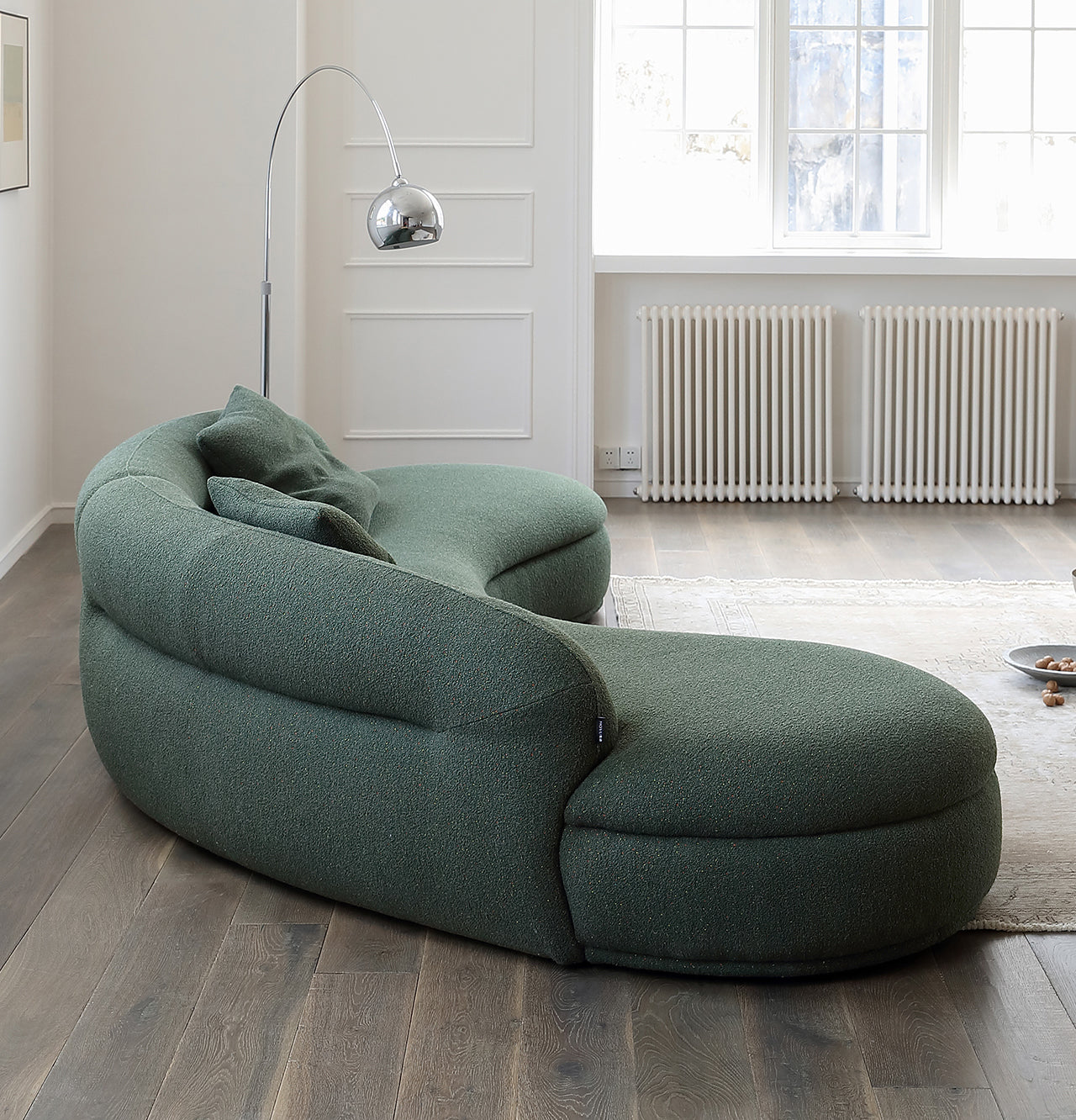 Retro sofa crescent sofa curved designer moon sofa villa double-sided fabric sofa