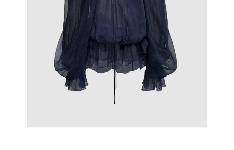 French one-shoulder top, ladylike, casual and versatile