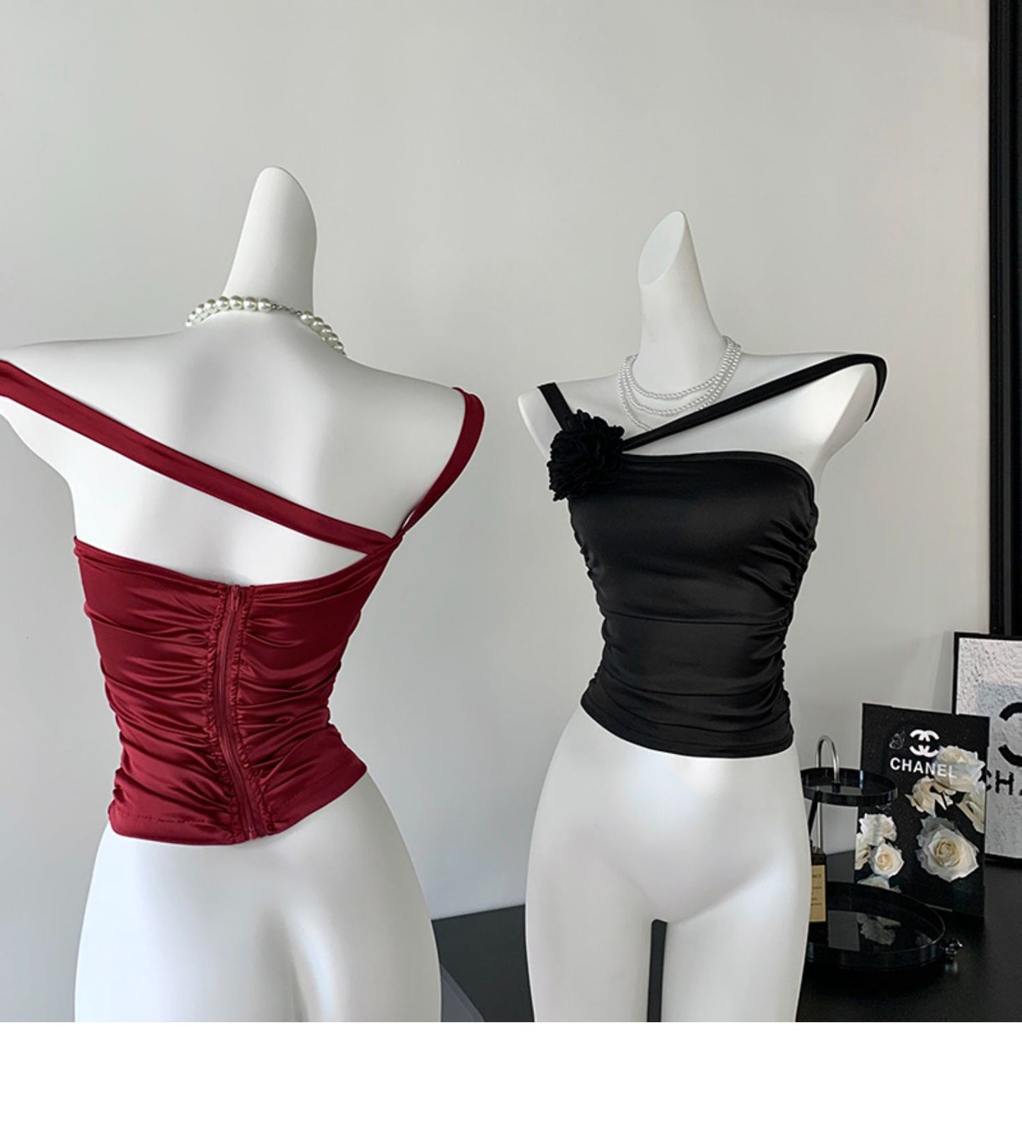 Rose design whitening slim fit pleated tube top