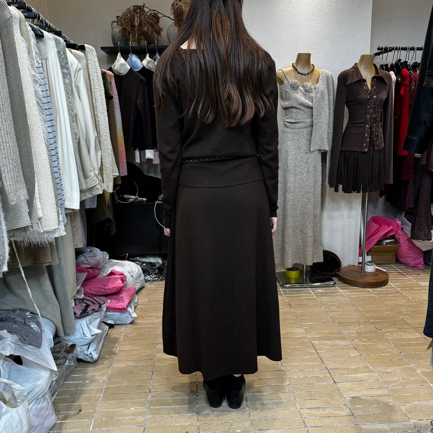 C.Halter vest knitted long-sleeved top + long skirt two-piece set