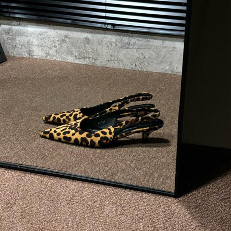 Pointed toe niche leopard print back hollow high heels
