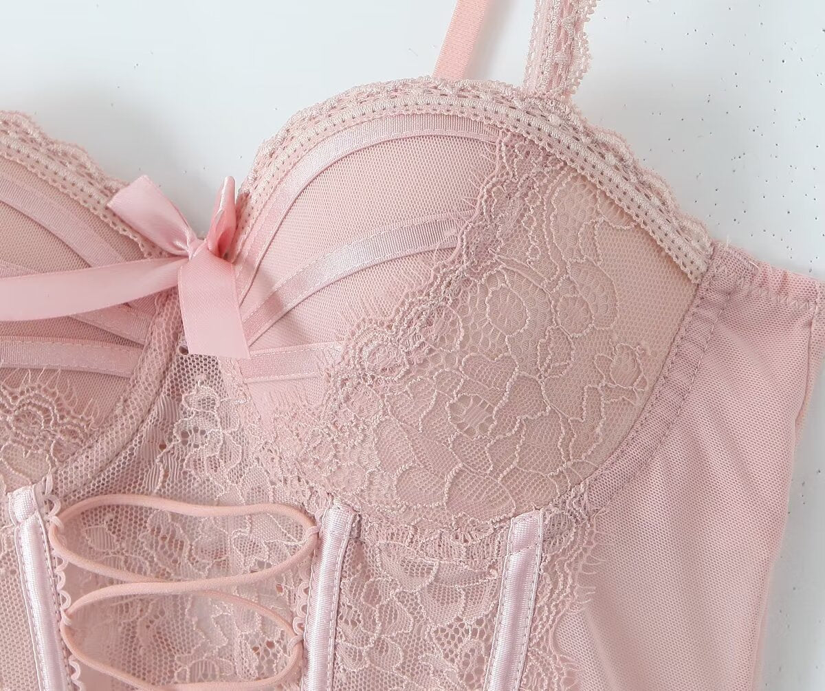 Pink bow lace herringbone suspender belt