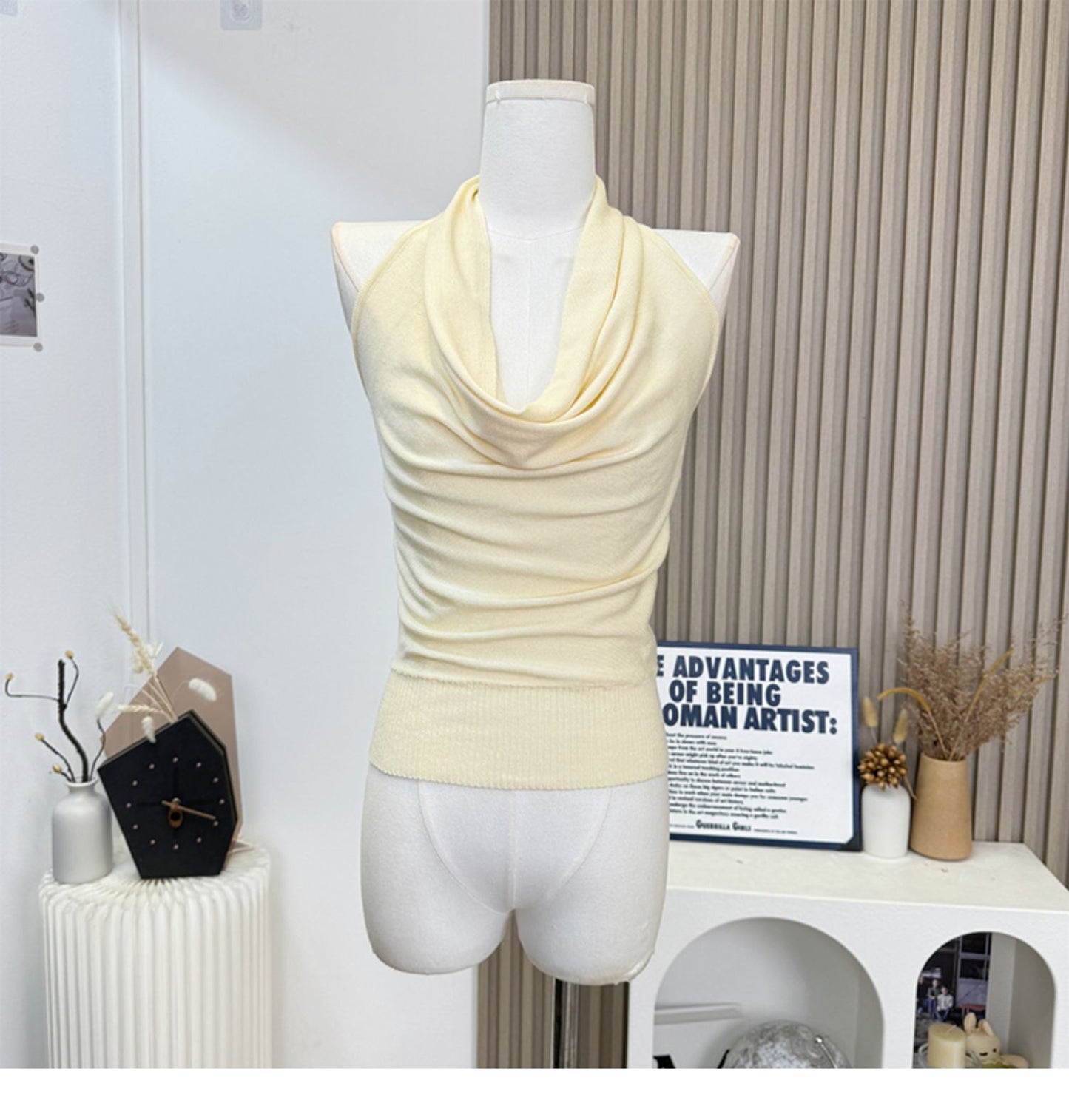 Sleeveless open back stretch-knit tank top